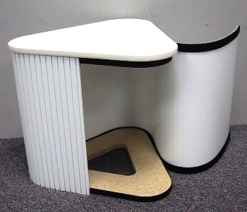 triangle plastic pedestal display stand