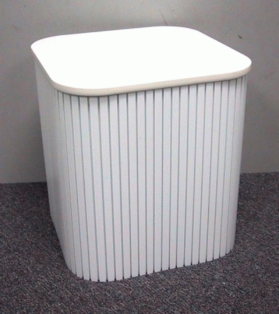 Square product display pedestal