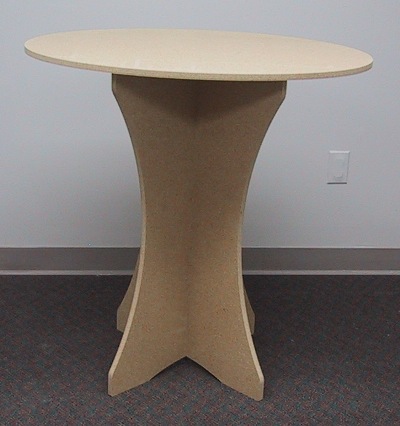 Ellipse merchandise display table